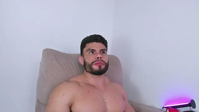 garageboy94 online show from December 2024 04:29:02 PM