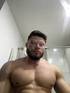 garageboy94 online show from February 2025 08:31:01 PM