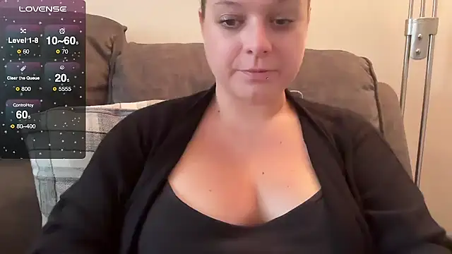 NaughtyWifeUK online show from October 2025 10:03:01 AM