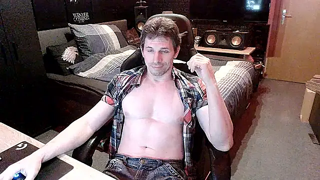 dreamwallker21 online show from March 2026 08:41:02 PM