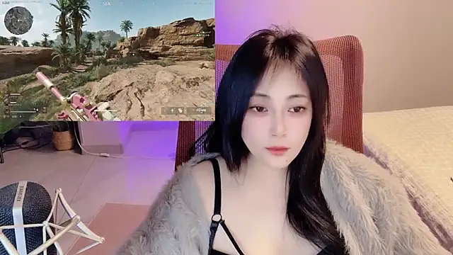 Daisy-77 online show from April 2026 01:37:02 PM