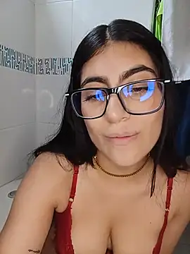Snapshot of miakhalifaaa_ chatting on July 2026 09:50:01 PM miakhalifaaa online show from July 2026 09:50:01 PM