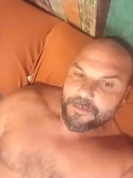 Javierchico online show from June 2026 05:07:01 AM