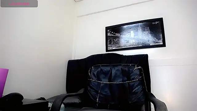 Snapshot of Diosiris_Riannys chatting on October 2025 07:10:02 PM Diosiris Riannys online show from October 2025 07:10:02 PM