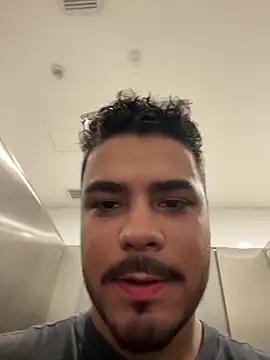 thiagowes online show from April 2026 11:54:01 PM