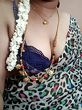 Snapshot of gaurika18 chatting on February 2025 09:10:02 AM gaurika18 online show from February 2025 09:10:02 AM