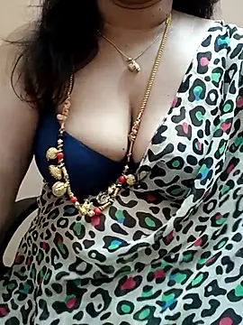 Snapshot of gaurika18 chatting on February 2025 11:44:02 PM gaurika18 online show from February 2025 11:44:02 PM