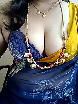 Snapshot of gaurika18 chatting on February 2025 03:48:01 AM gaurika18 online show from February 2025 03:48:01 AM