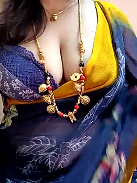 Snapshot of gaurika18 chatting on February 2025 09:58:02 AM gaurika18 online show from February 2025 09:58:02 AM