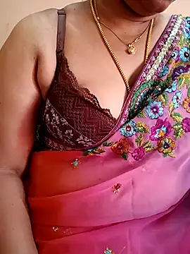 Snapshot of gaurika18 chatting on March 2025 09:51:01 AM gaurika18 online show from March 2025 09:51:01 AM