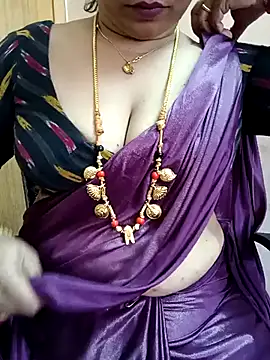 Snapshot of gaurika18 chatting on March 2025 06:27:01 AM gaurika18 online show from March 2025 06:27:01 AM