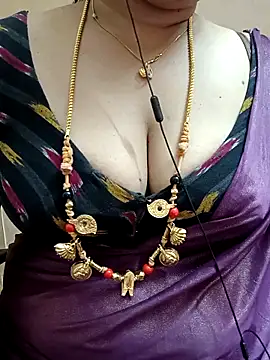 Snapshot of gaurika18 chatting on March 2025 12:54:02 PM gaurika18 online show from March 2025 12:54:02 PM