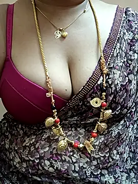 Snapshot of gaurika18 chatting on March 2025 05:00:02 PM gaurika18 online show from March 2025 05:00:02 PM