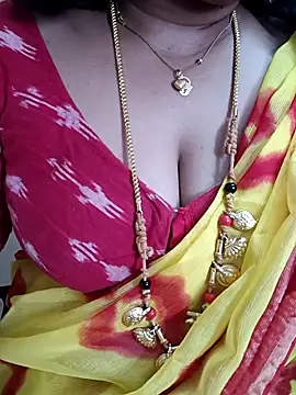 Snapshot of gaurika18 chatting on March 2025 08:45:01 AM gaurika18 online show from March 2025 08:45:01 AM