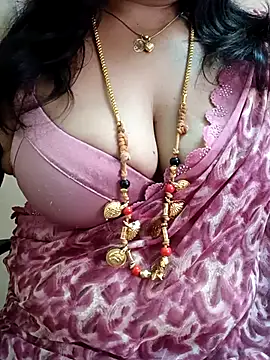 Snapshot of gaurika18 chatting on March 2025 05:43:02 AM gaurika18 online show from March 2025 05:43:02 AM