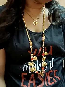 Snapshot of gaurika18 chatting on March 2025 02:37:01 PM gaurika18 online show from March 2025 02:37:01 PM