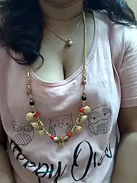 Snapshot of gaurika18 chatting on March 2025 11:03:02 PM gaurika18 online show from March 2025 11:03:02 PM