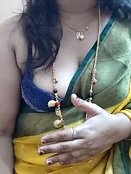 Snapshot of gaurika18 chatting on March 2025 05:02:02 PM gaurika18 online show from March 2025 05:02:02 PM