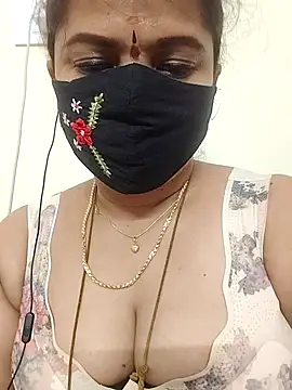 Snapshot of gaurika18 chatting on September 2025 12:04:02 PM gaurika18 online show from September 2025 12:04:02 PM