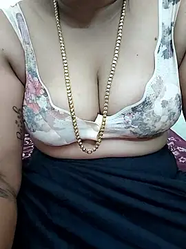 Snapshot of gaurika18 chatting on January 2026 11:59:02 AM gaurika18 online show from January 2026 11:59:02 AM