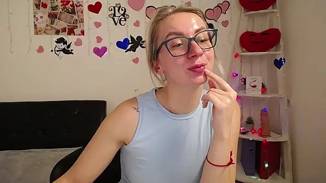 VasilisaSii online show from February 2025 10:07:01 AM