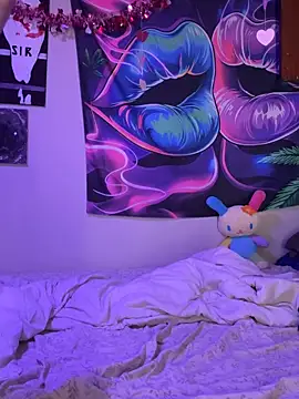 NovaLove2002 online show from March 2026 10:45:01 PM