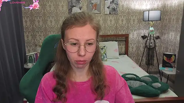 Lill Mary online show from February 2026 03:14:02 AM