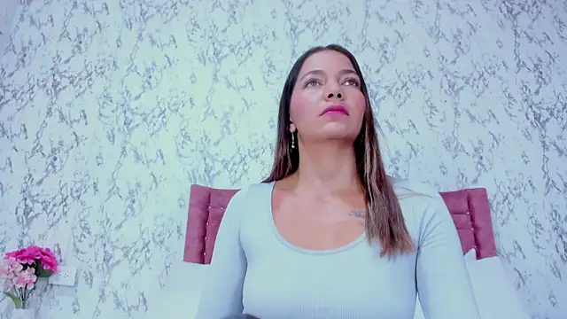 Mia Malkovaa  online show from February 2026 05:08:01 PM