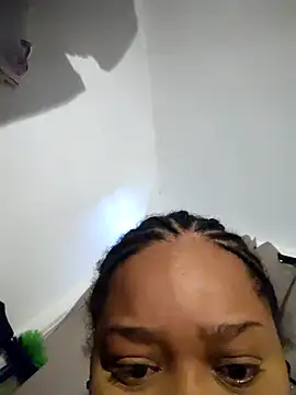 vic pretynhaa online show from February 2026 12:23:02 PM