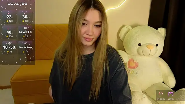 Snapshot of LuxuryGirl__ chatting on January 2025 12:20:02 PM LuxuryGirl online show from January 2025 12:20:02 PM