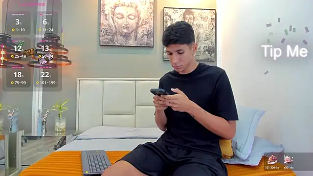 kieran derek online show from November 2025 03:31:01 AM