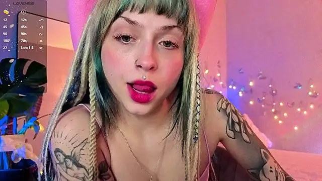 lavenderluxe online show from March 2026 06:03:02 PM