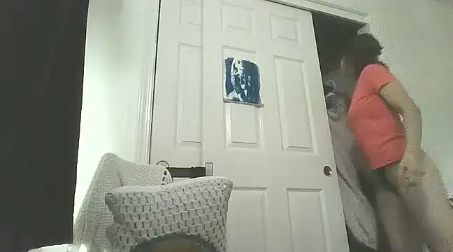 PompasPurpleriver online show from December 2024 11:05:01 PM