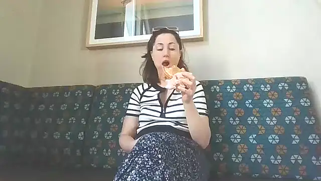 PompasPurpleriver online show from February 2025 04:50:02 PM