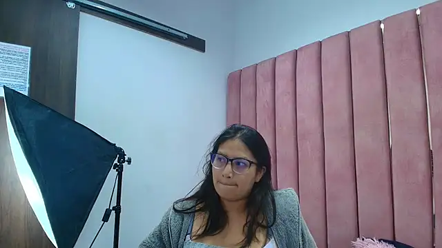 Snapshot of Miaa_Smiith_ chatting on December 2025 03:26:02 AM Miaa Smiith online show from December 2025 03:26:02 AM