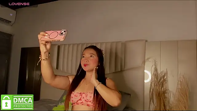 queen angelique online show from April 2026 03:31:01 AM