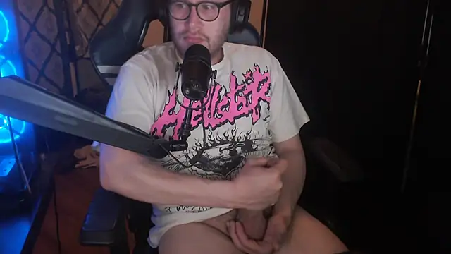 chicostick413 online show from April 2026 01:20:02 AM