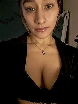 Bckystonee online show from March 2025 08:00:01 PM