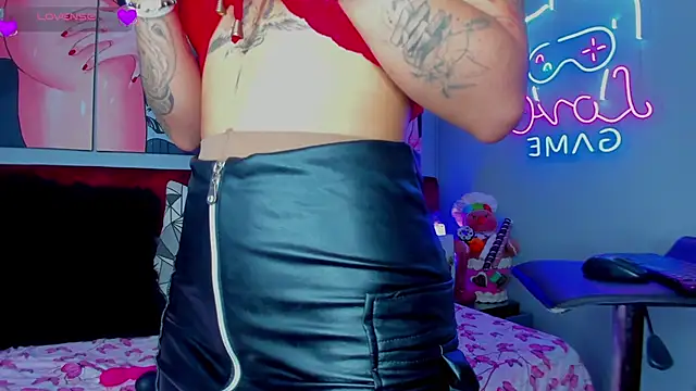 sallybrown  online show from December 2024 06:20:01 PM