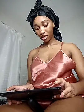 Shria107 online show from March 2026 12:26:02 AM