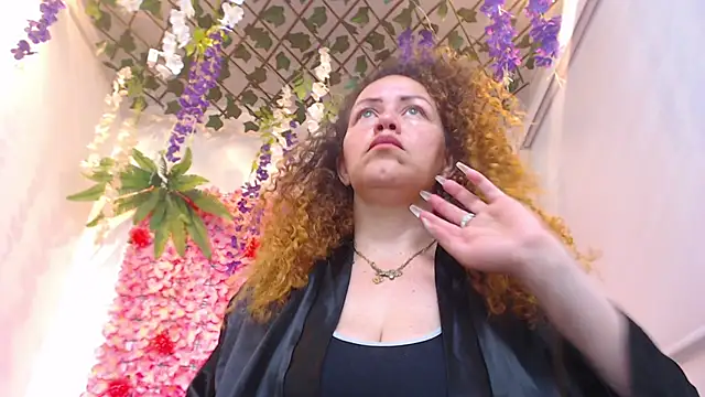 BLONDE SEXYHOT online show from March 2026 12:33:02 PM