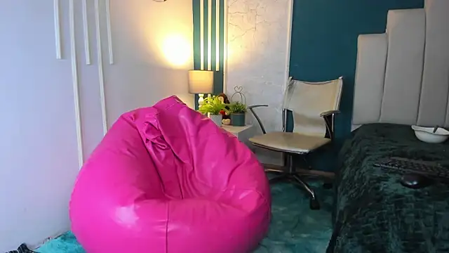 Austin Cardieff online show from February 2025 11:15:02 PM