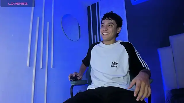 Austin Cardieff online show from March 2025 03:22:01 AM