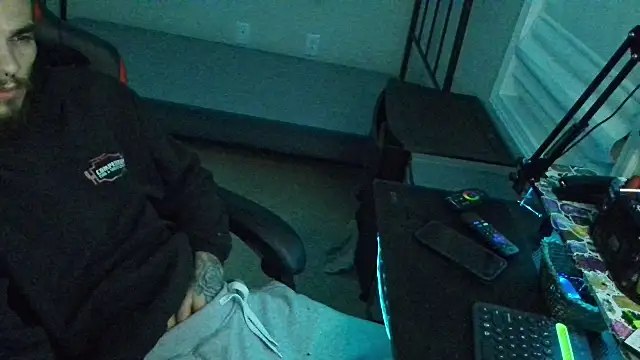 XMeF10 online show from February 2025 06:44:01 AM