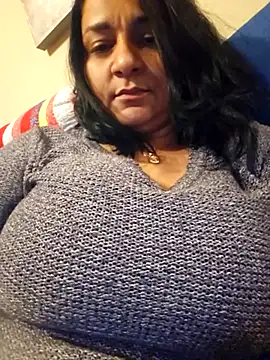 Snapshot of paulinaDiaz1 chatting on November 2025 06:07:02 PM paulinaDiaz1 online show from November 2025 06:07:02 PM