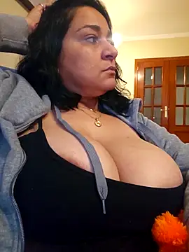 Snapshot of paulinaDiaz1 chatting on November 2025 02:29:01 PM paulinaDiaz1 online show from November 2025 02:29:01 PM