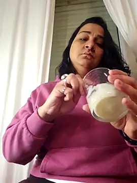 Snapshot of paulinaDiaz1 chatting on January 2026 05:50:01 PM paulinaDiaz1 online show from January 2026 05:50:01 PM