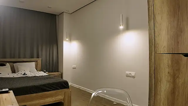 vinylstore online show from March 2026 03:06:02 PM