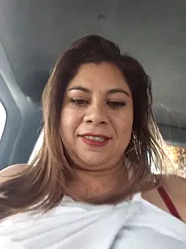 Laura-Hernandez online show from March 2026 03:18:01 PM