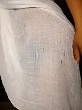 Snapshot of lisa_larry88 chatting on February 2026 04:11:01 AM lisa larry88 online show from February 2026 04:11:01 AM